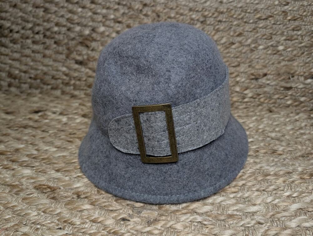 Vintage Scala Pronto Cloche Hat Wool Felt Belted Buckle Bucket Gray Retro